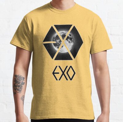 Alternative view of Exo Moon T-Shirt