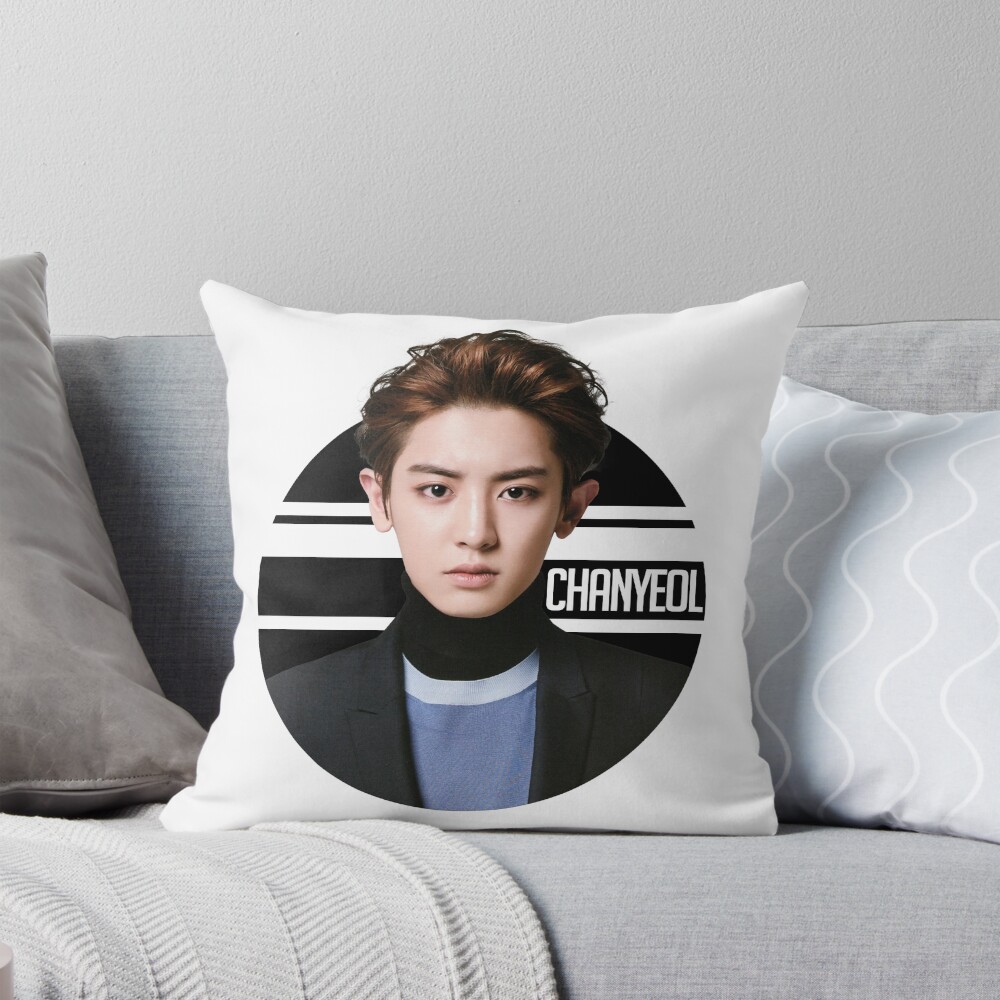 Circle Chanyeol Throw Pillow
